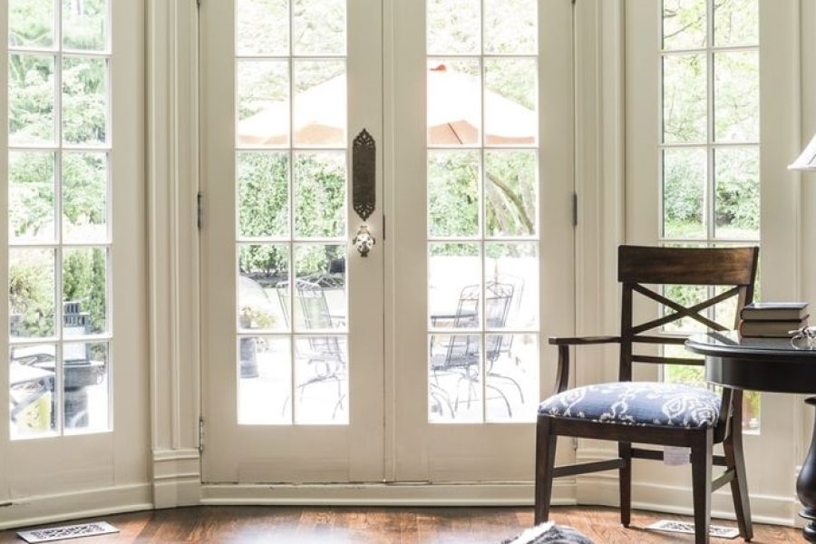 How you can get a pocket door at home